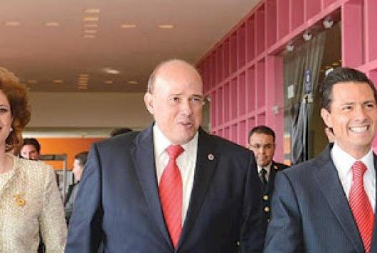 Sigue grave por coronavirus, pero no muerto José Kuri