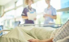 Siguen 6 hospitalizados por la ingesta de bebida adulterada
