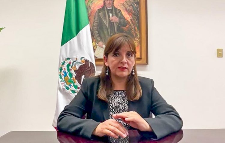 Lucero Benítez, omisa ante racismo de obispo