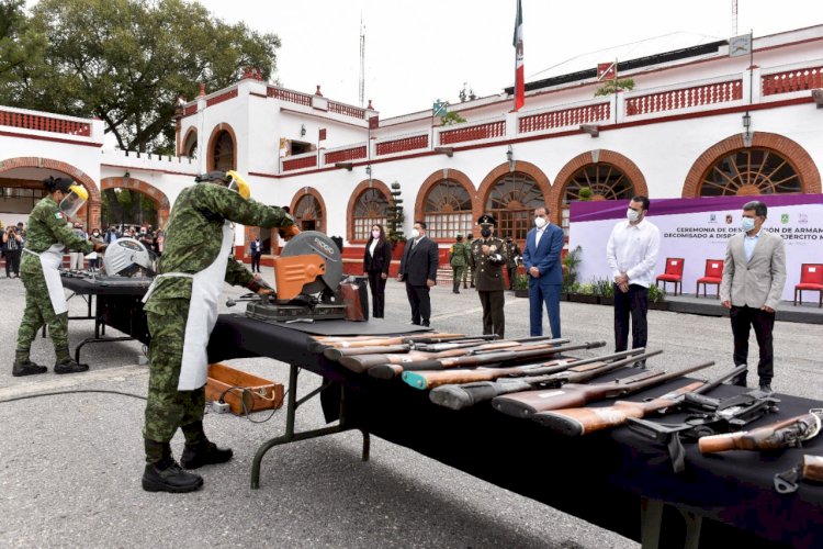 Encabezó Cuauhtémoc Blanco ceremonia de destrucción de armamento