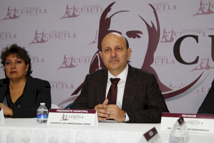 Con menos salarios y prestaciones  inició nuevo gobierno en Cuautla