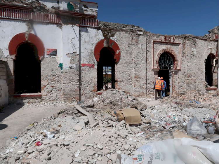 Concluye secretaría de obras públicas etapas de restauración en inmuebles históricos de Zacatepec